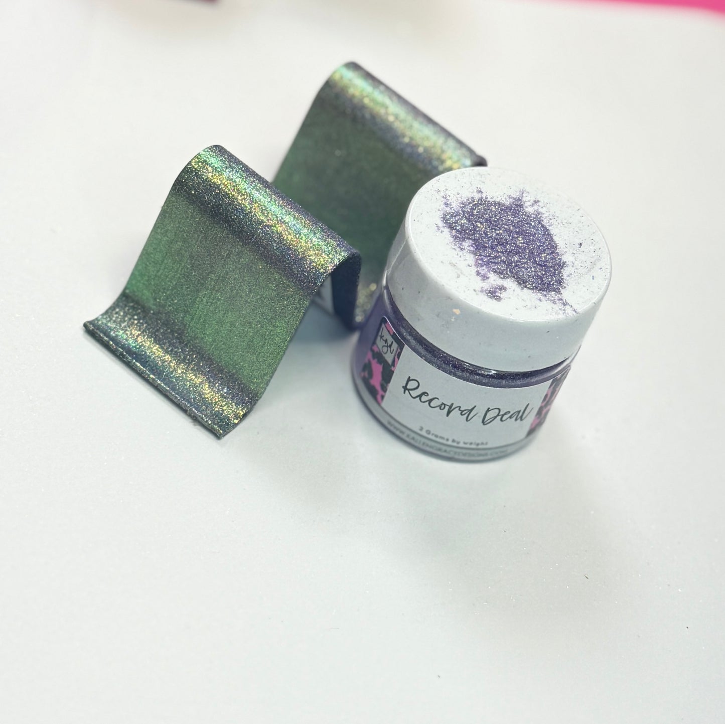 Record Deal // 2g Hypershift Holographic Pigment