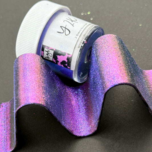 Y2K // 2g Hypershift Chameleon Pigment