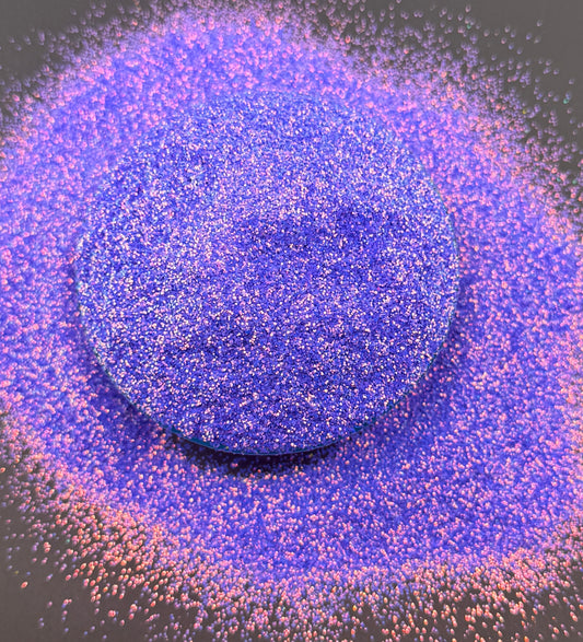 Mimi {Fluorescent Opal Fine}