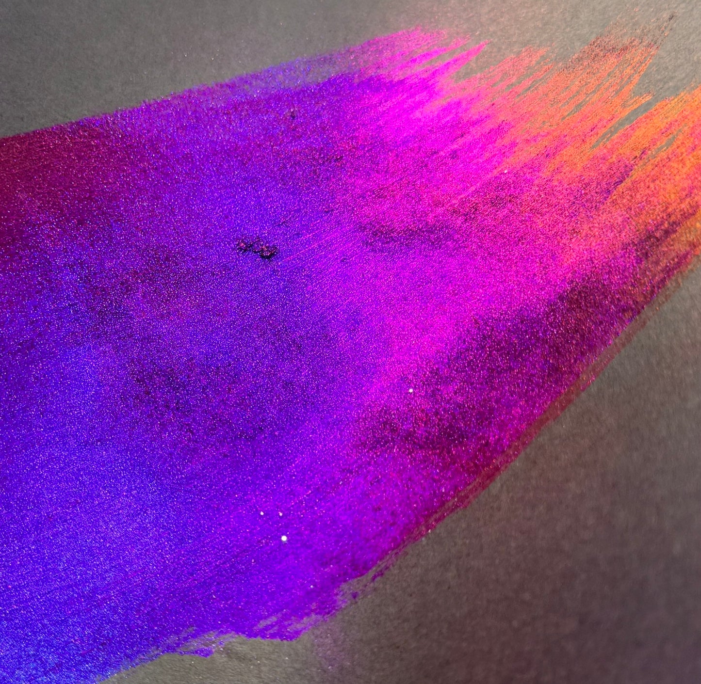 Delusion // Super Chameleon Pigment 2g