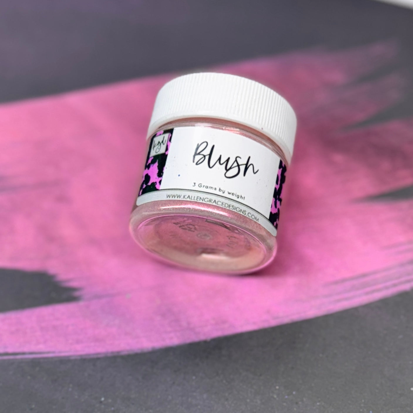Blush // Basic Pigment 3g