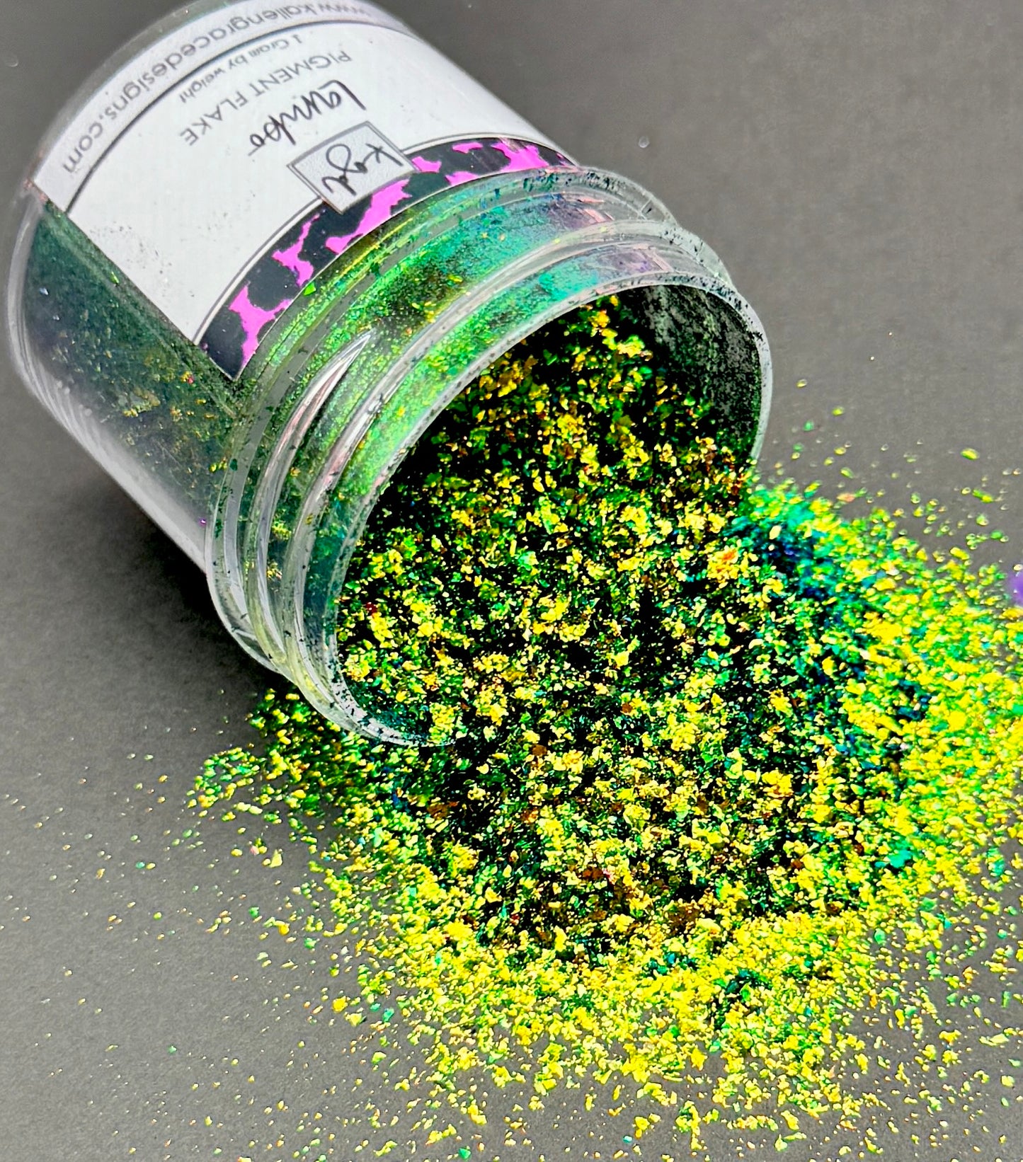 Lambo {Chameleon Flake}