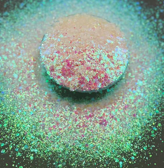 Swan's Kiss {Chunky Opal Holo}