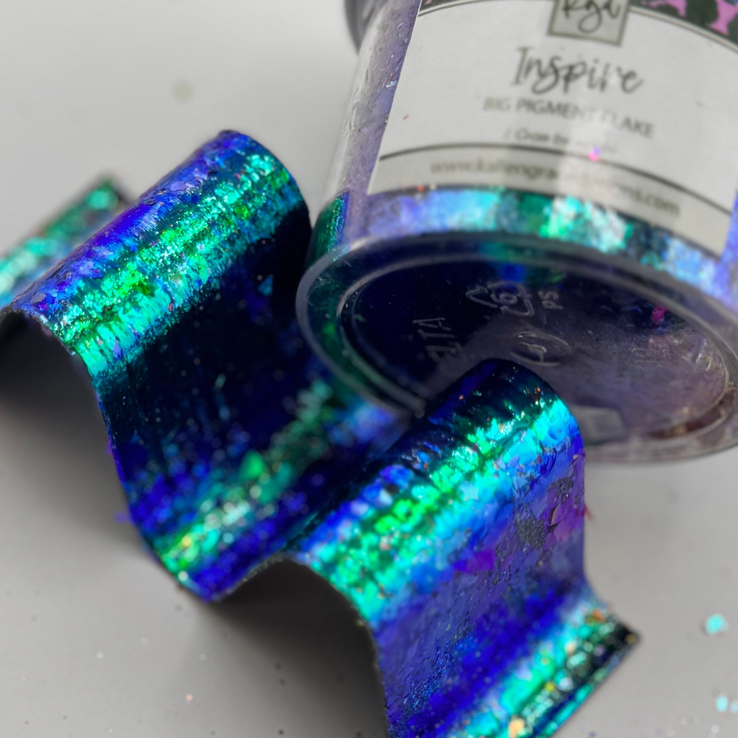 Inspire {Chameleon Flake} 1g