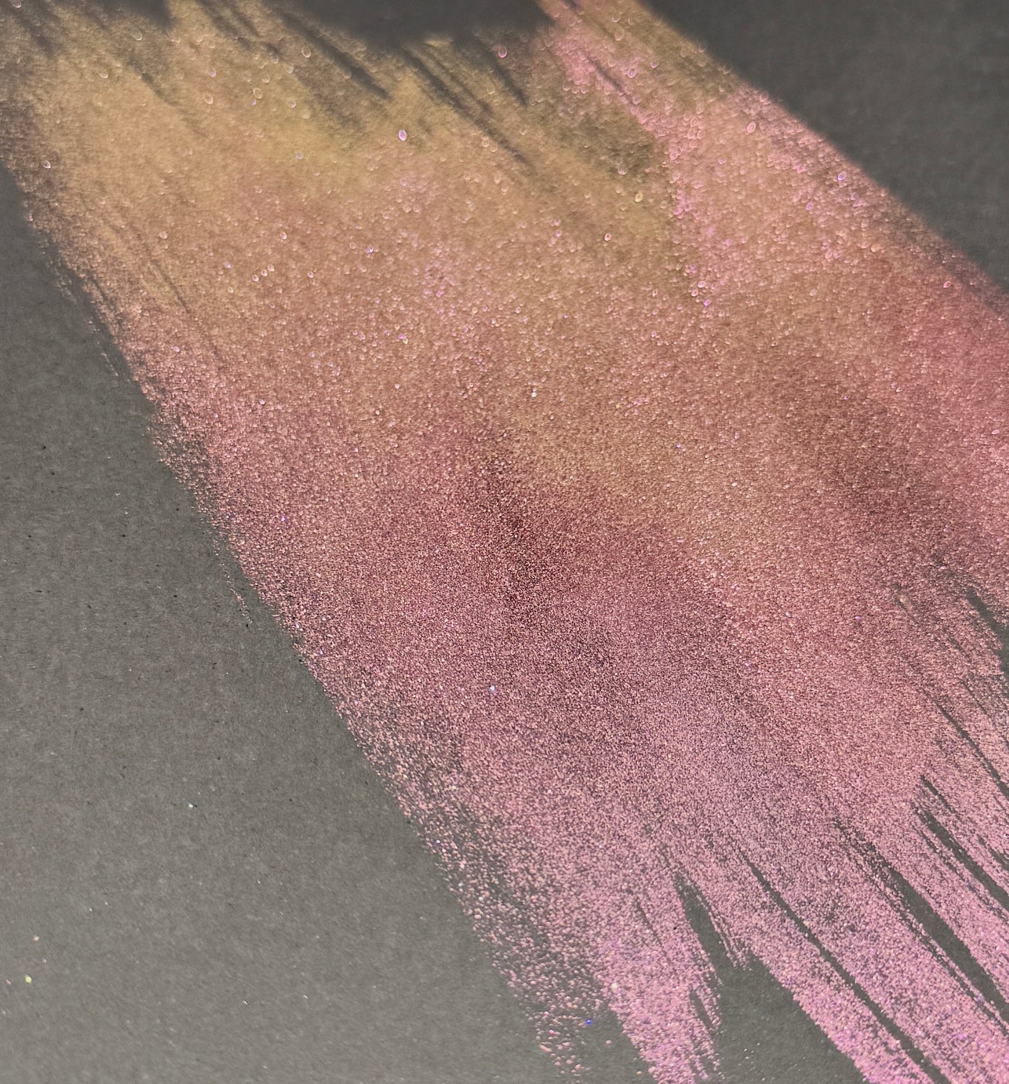 Demetra // Chameleon Pigment 3g