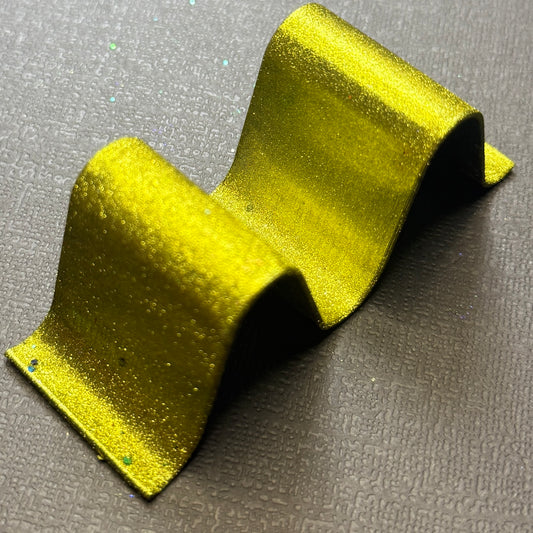 Olivia // Chrome Pigment