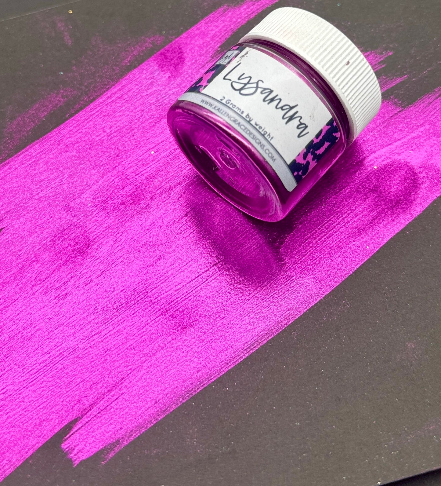 Lysandra // Chrome Pigment 2g