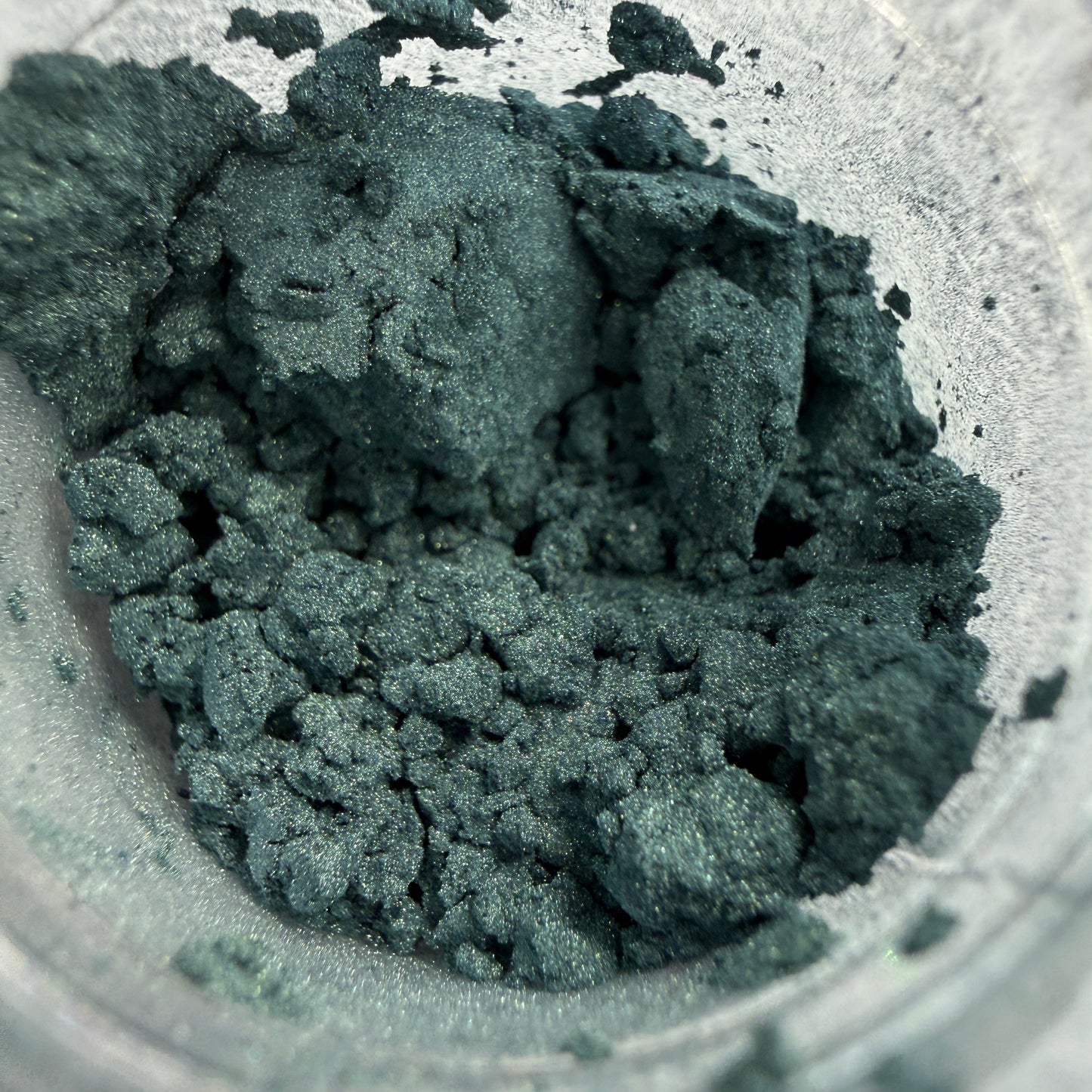 Reed // 2g Magnetix {Magnetic Pigment}