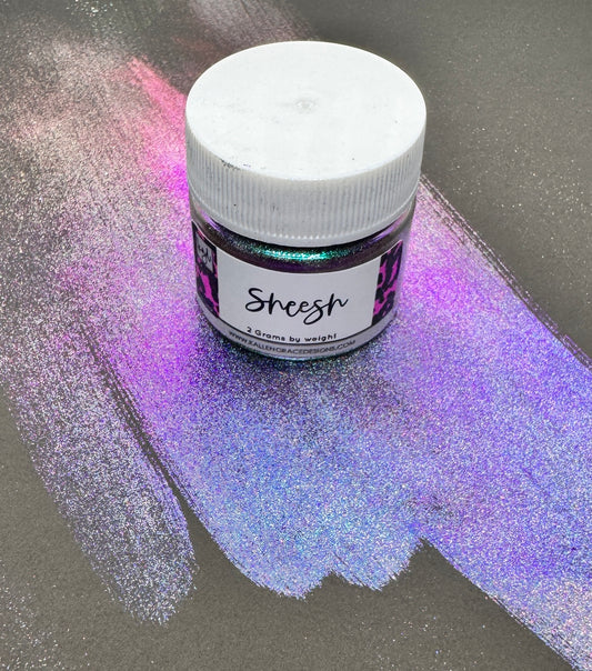 Sheesh // Holographic Chameleon Pigment