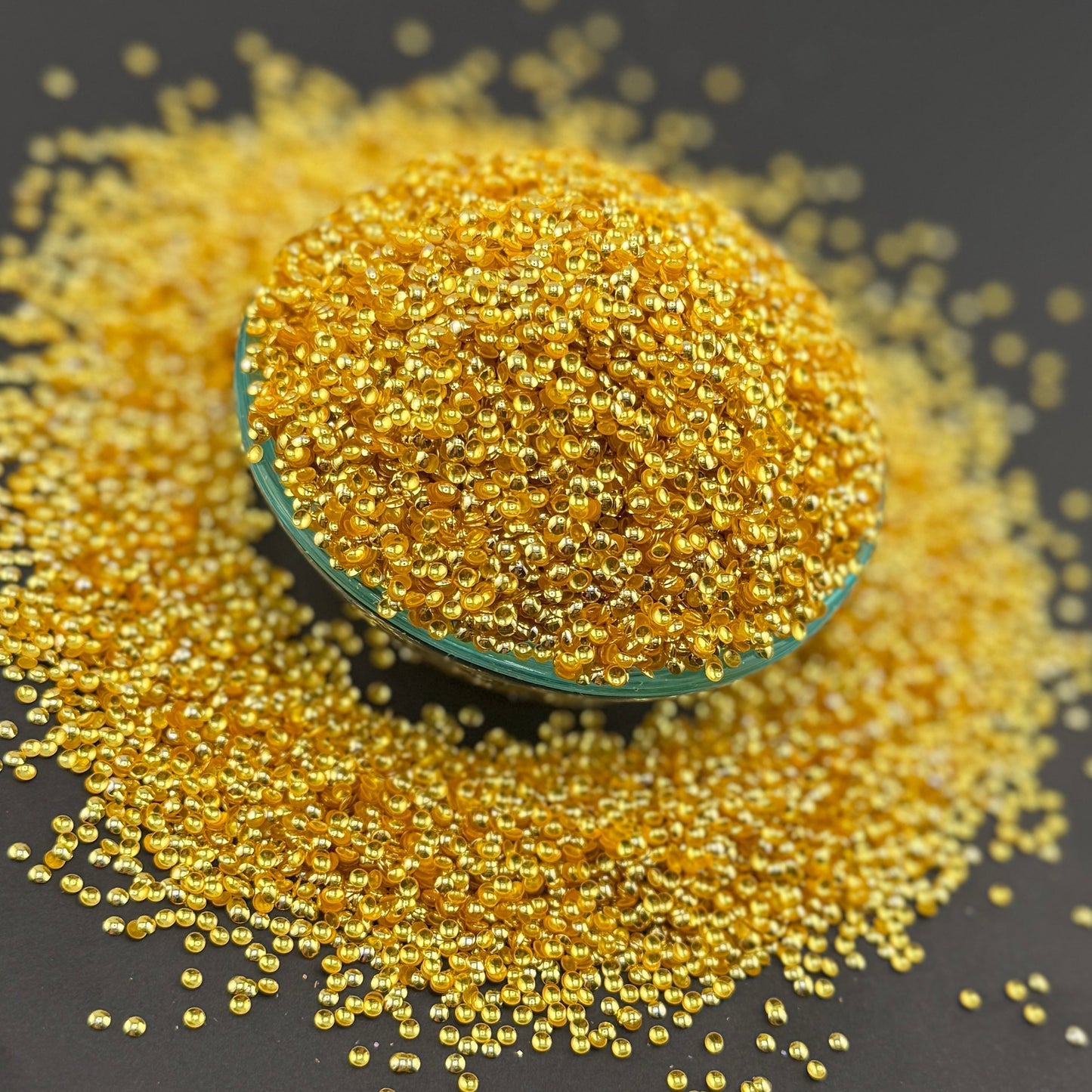Torran {Pearl Glitter}