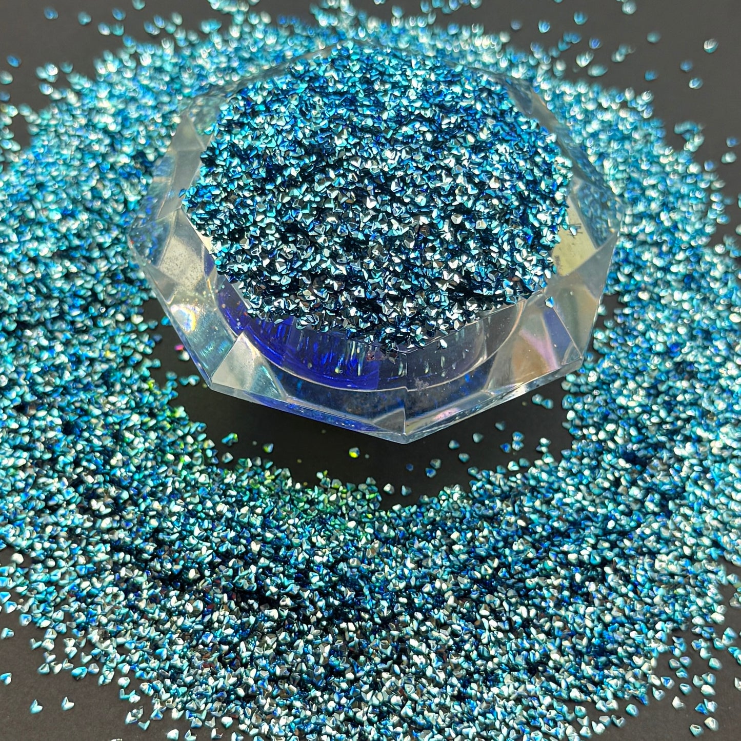 Decade {3D Shifty Diamond Glitter}