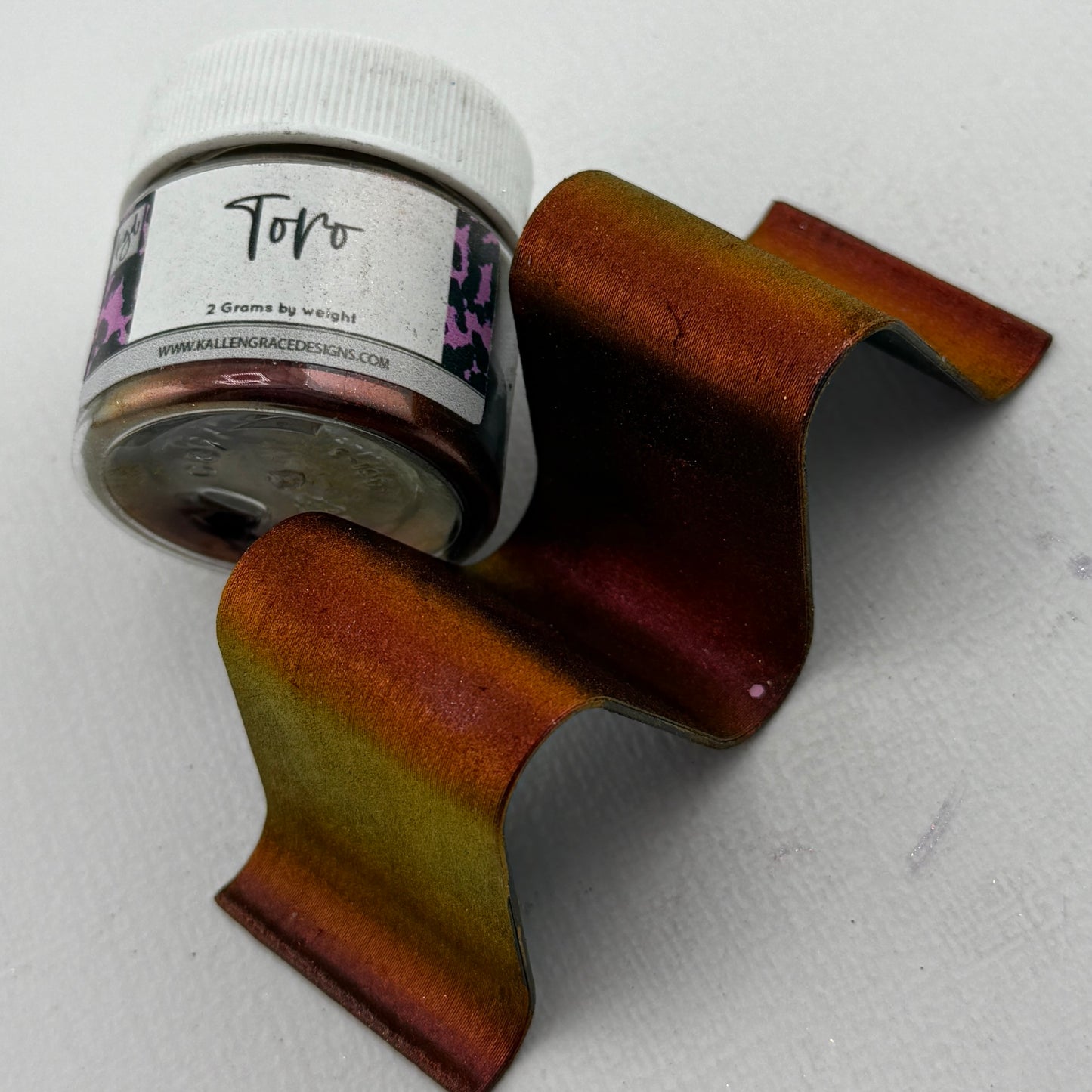 Toro // 2g Hypershift Chameleon Pigment