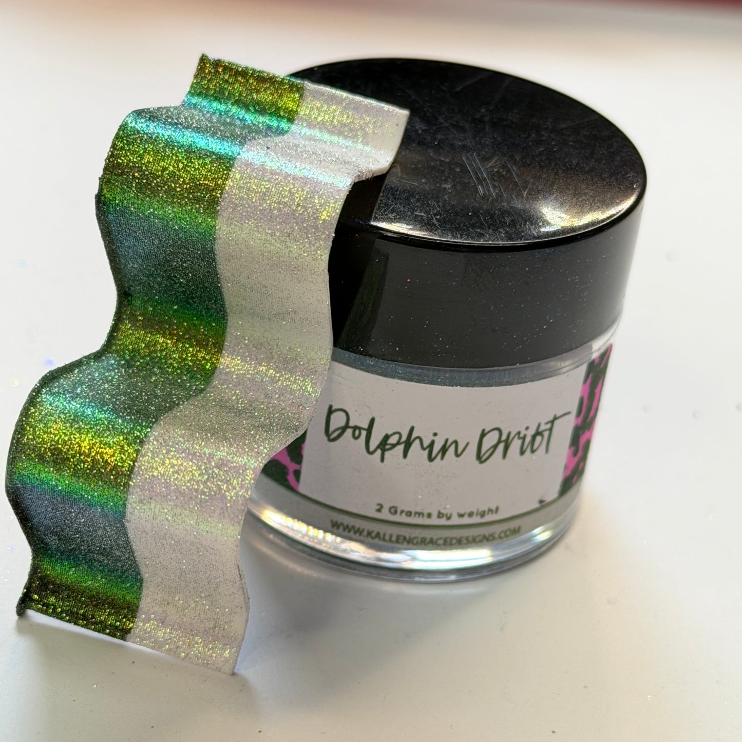 Dolphin Drift // REFLECTIVE Hypershift Pigment 4G