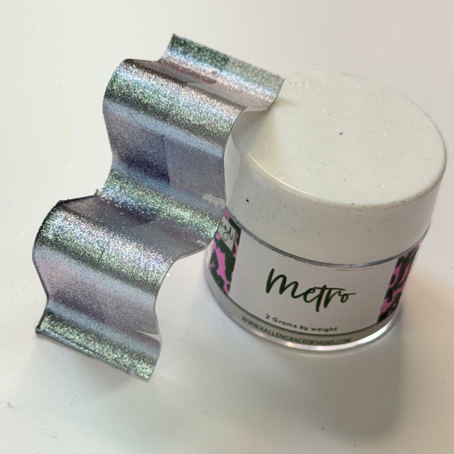 Metro // Shimmer Chrome Chameleon Pigment 2G