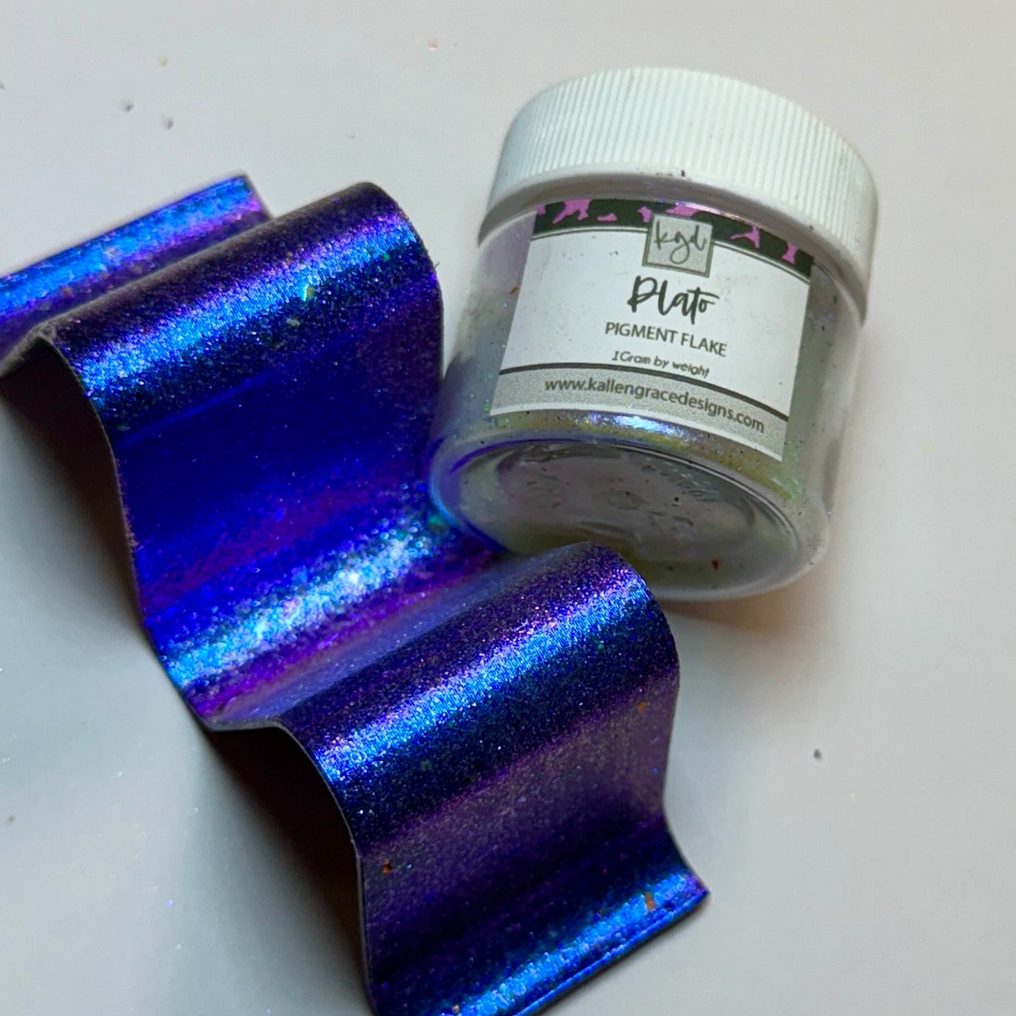 Plato {1g Hypershift Flake}