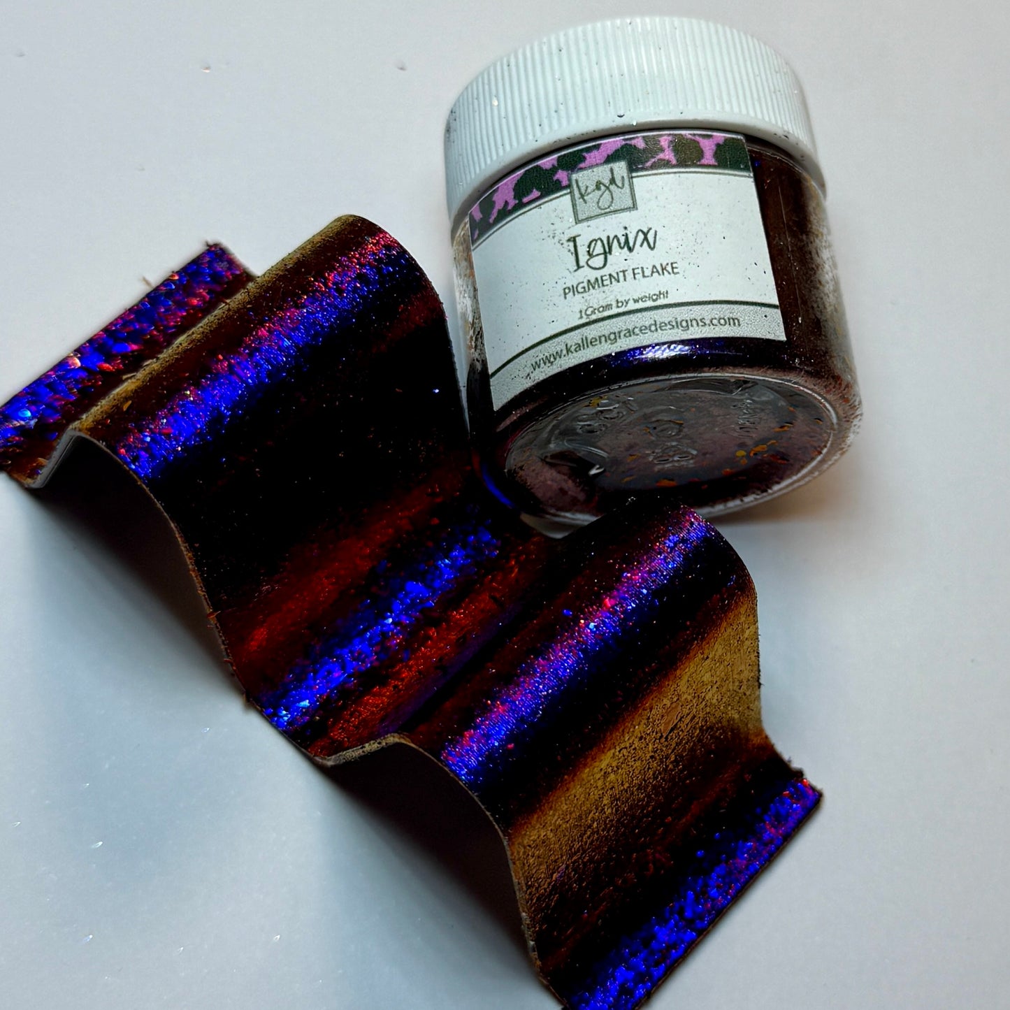 Ignix {1g Hypershift Flake}