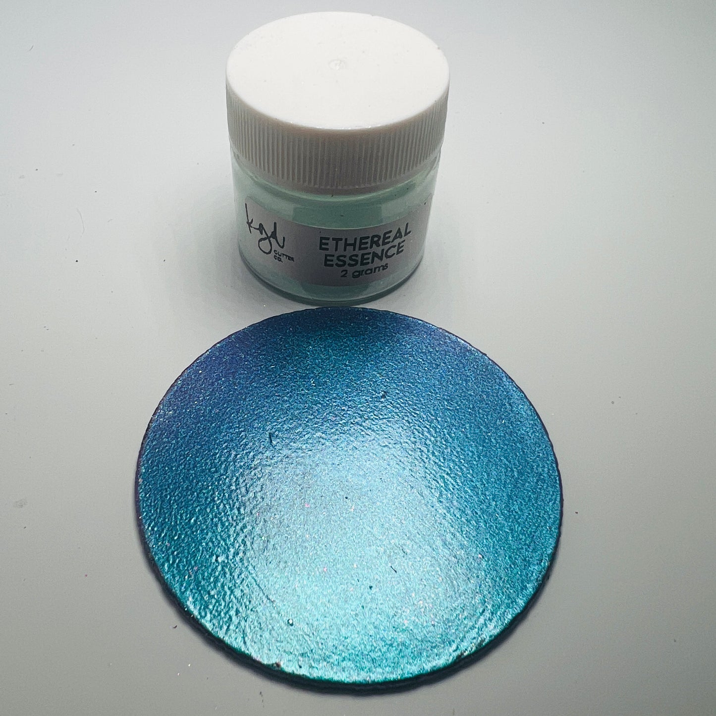 Ethereal Essence // Multichrome Pigment 2g