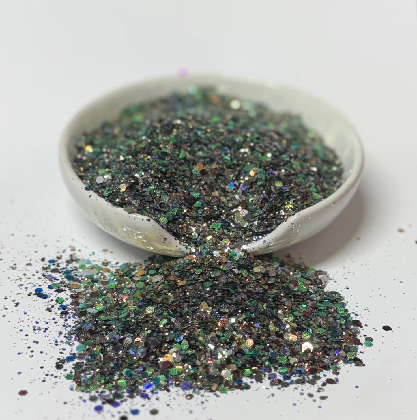 Can't see me {VAULT GLITTER MIX 1/9}