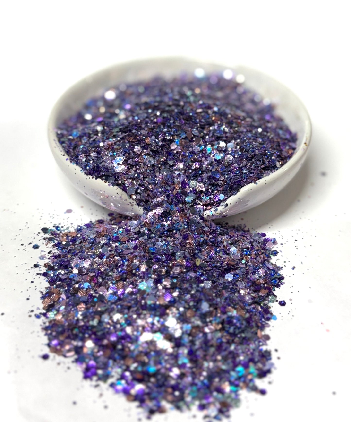 Queen Charlotte {VAULT GLITTER MIX 3/6}