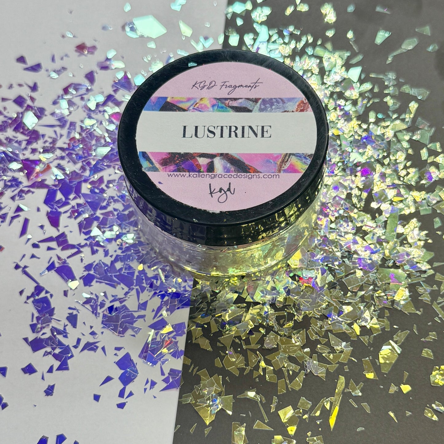 Lustrine {Fragments}