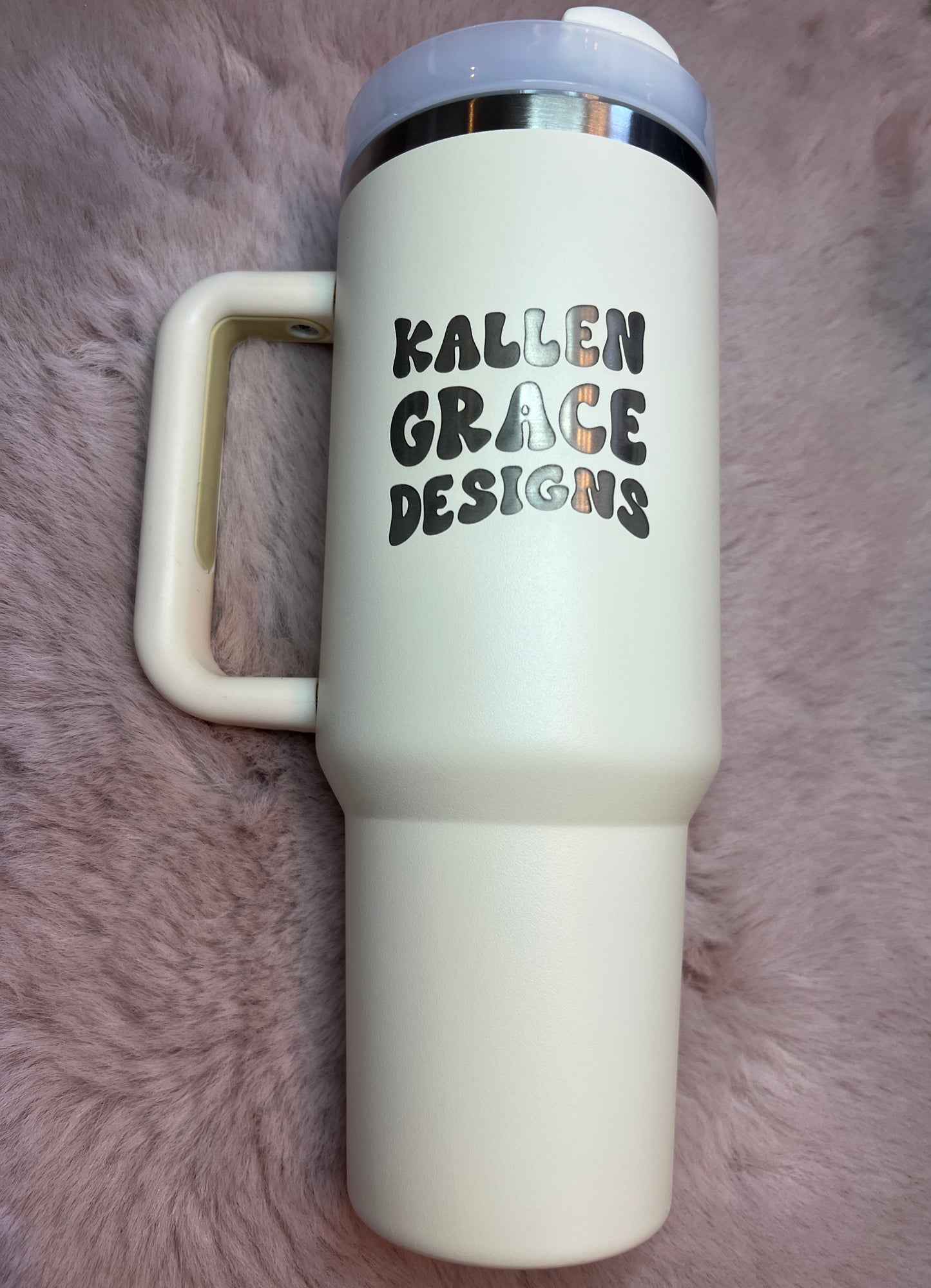 {Beige} 40oz KGD Handle Tumbler
