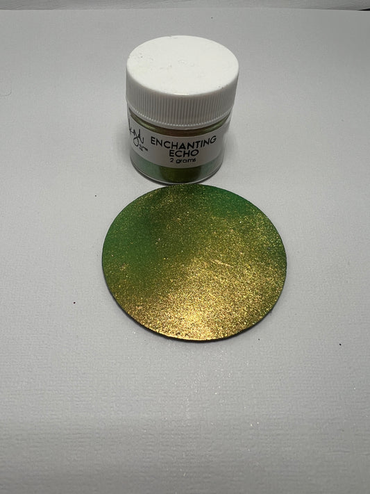 Enchanting Echo // Multichrome Chameleon Pigment