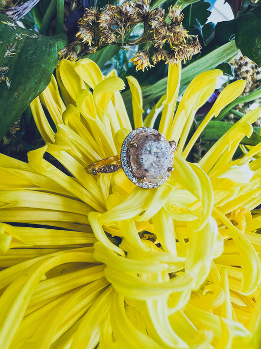 {MTO} Oval Ring w/ Cubic Zirconia