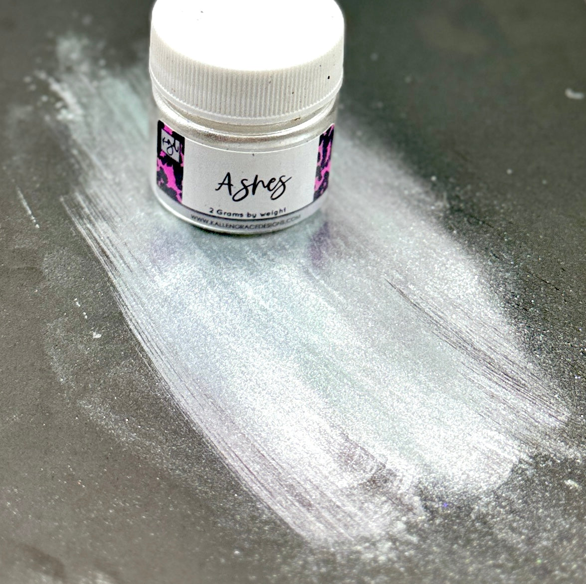 Ashes // Chrome Chameleon Pigment 2g