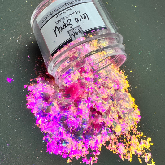 Love Spell // Pigment Flake
