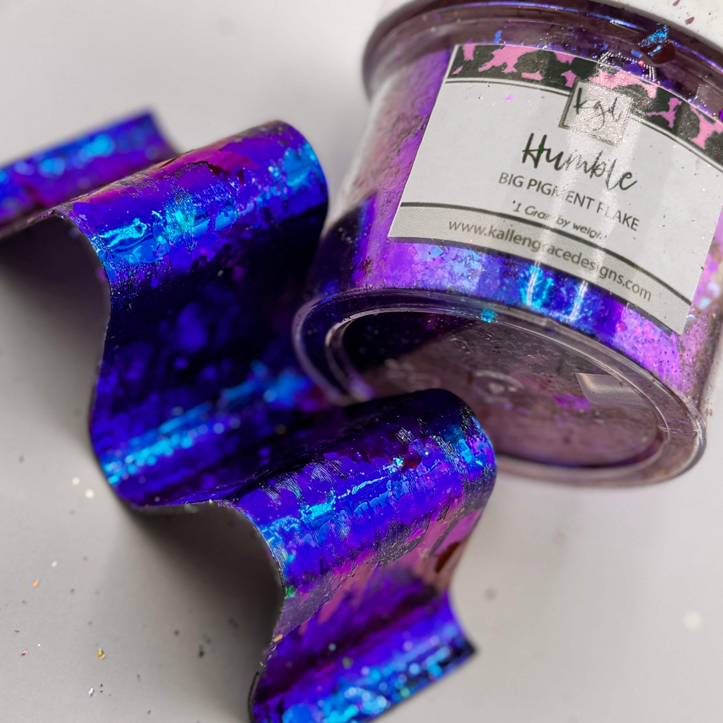 Humble {Chameleon Flake}