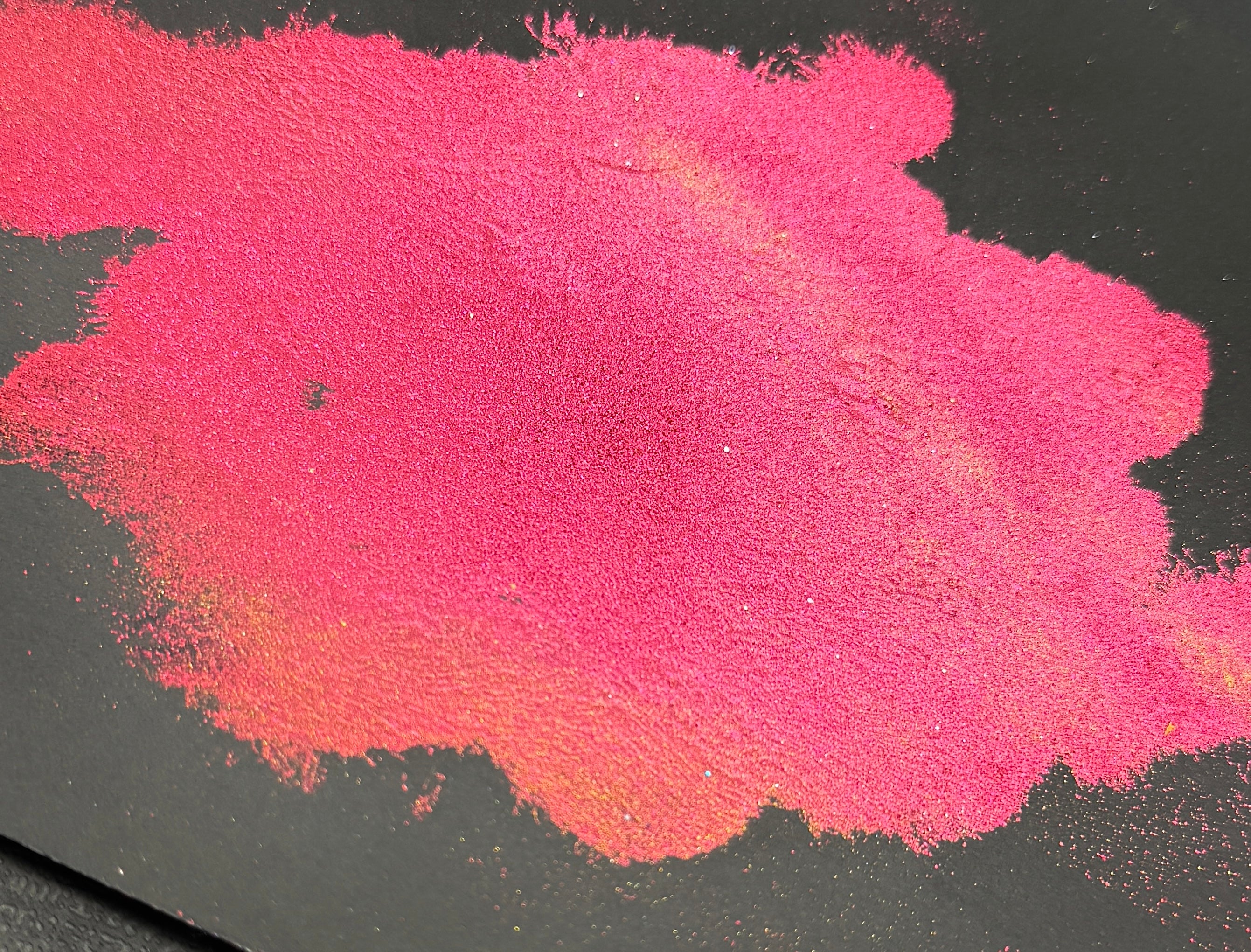 Big Red // Chrome Pigment 2g