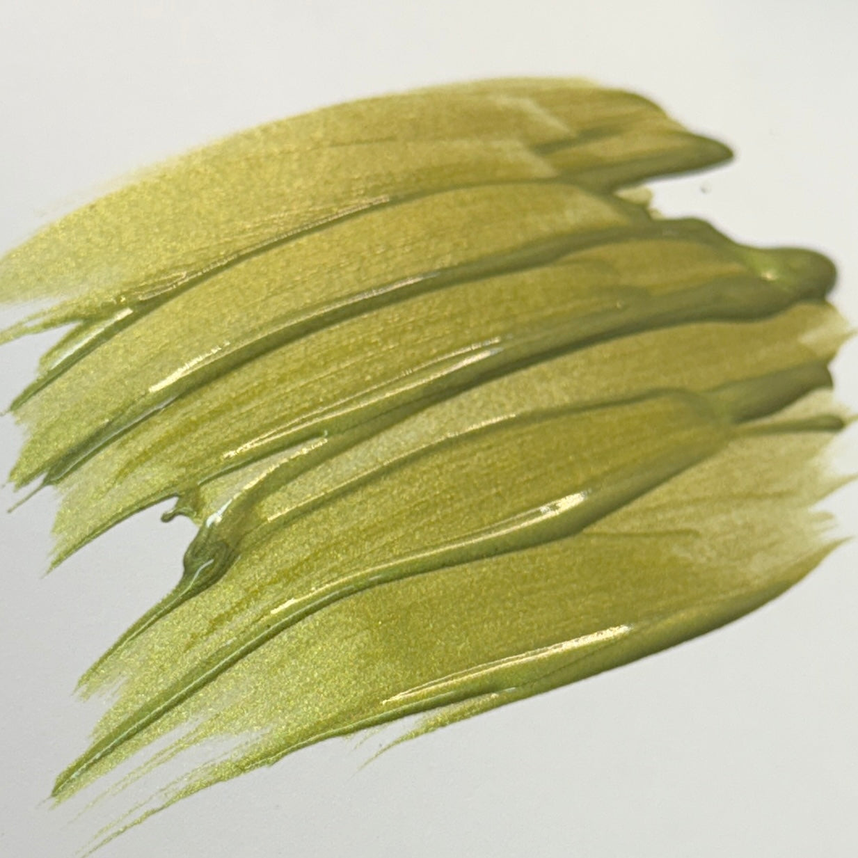 Jungle Leaf Shimmer {Dylusions Paint}