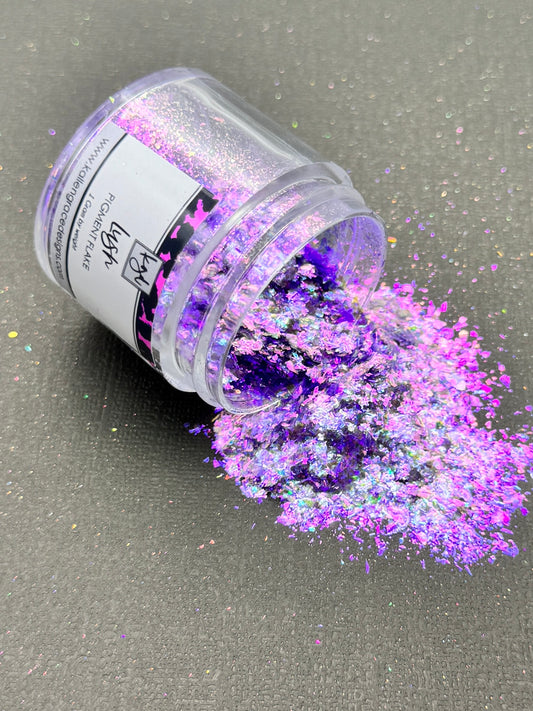 Lush // Pigment Flake