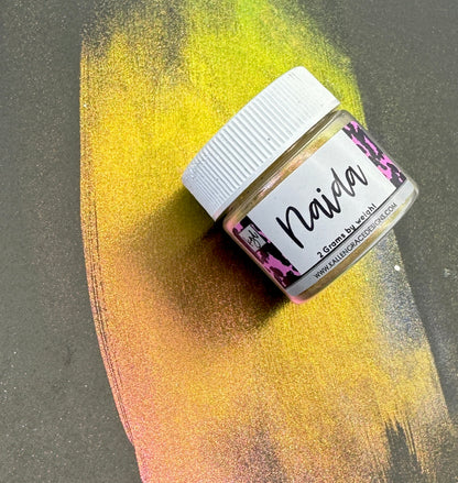 Naida // Super Chameleon Pigment 2g