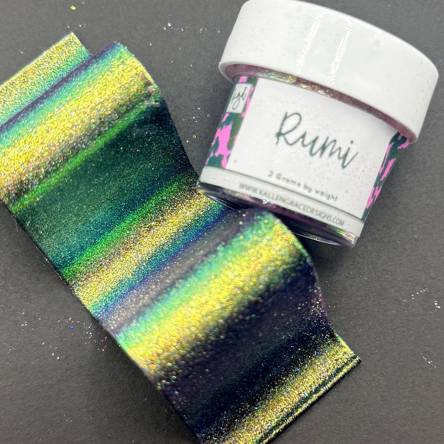 Rumi // Hypershift Chameleon Pigment 2g