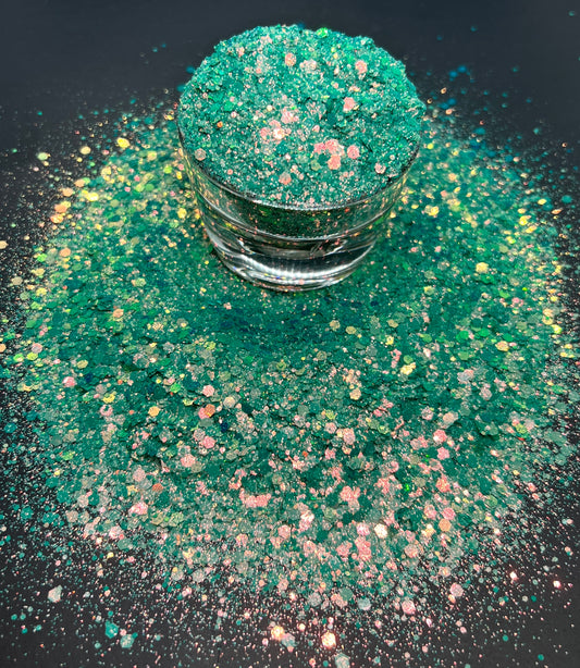 Parrot Club {Opal Coloshift}