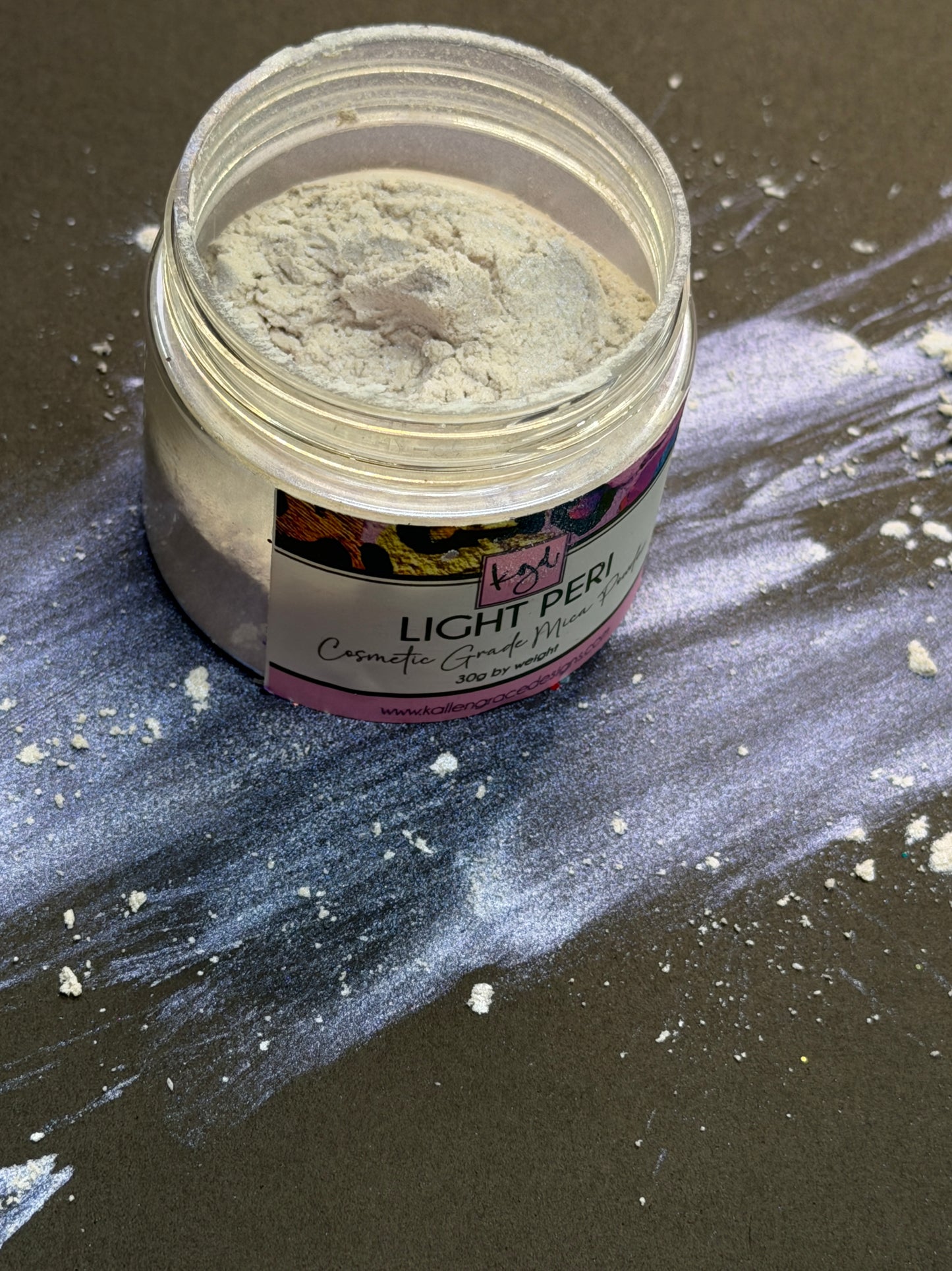 Light Peri {Ghost Pearl Mica Powder}