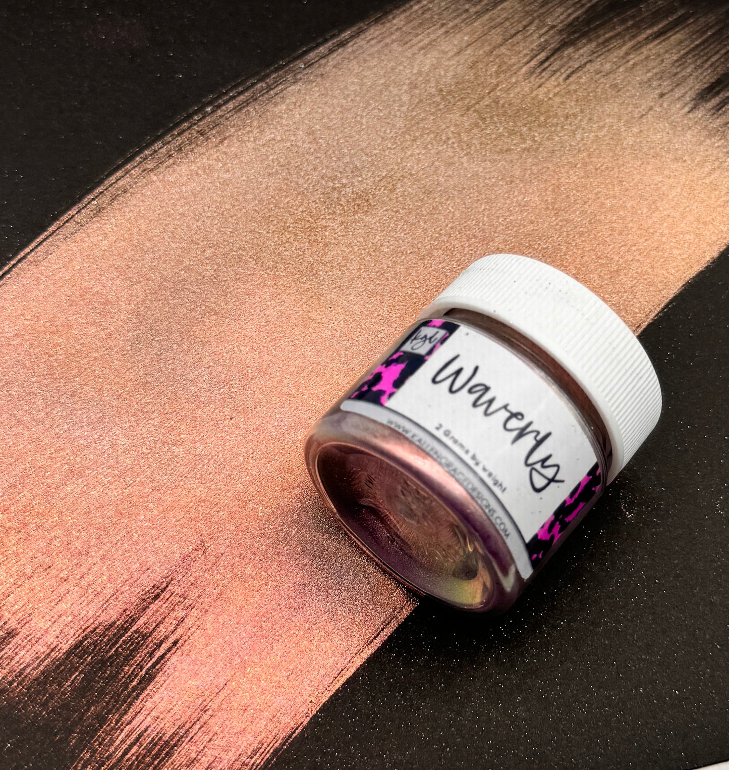 Waverly // Holo Super Chameleon Pigment 2g