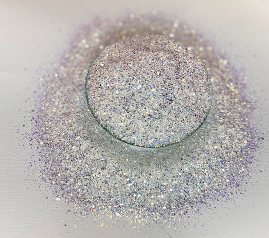 VAULT GLITTER // Invaded Xmas *Invasion Glitter*