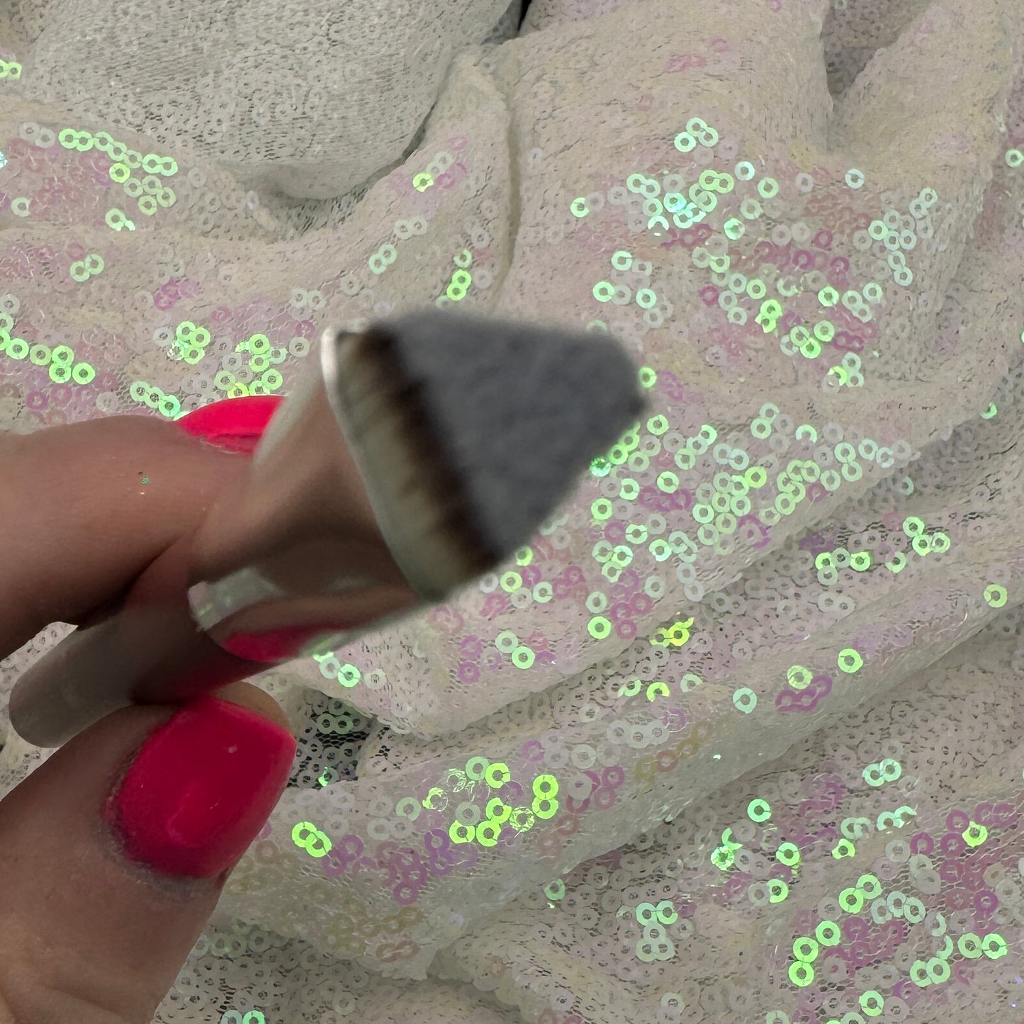 Triangle Brush {pigment brush}