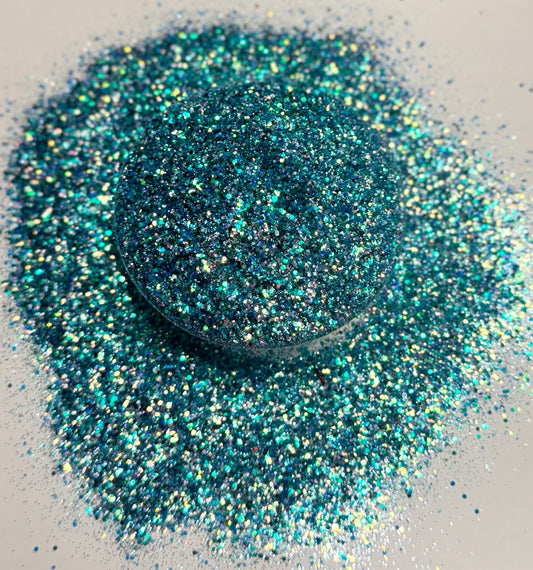 VAULT GLITTER // Crowd Pleaser