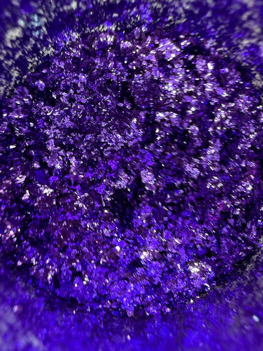 Yasmine // Chrome Pigment Flake