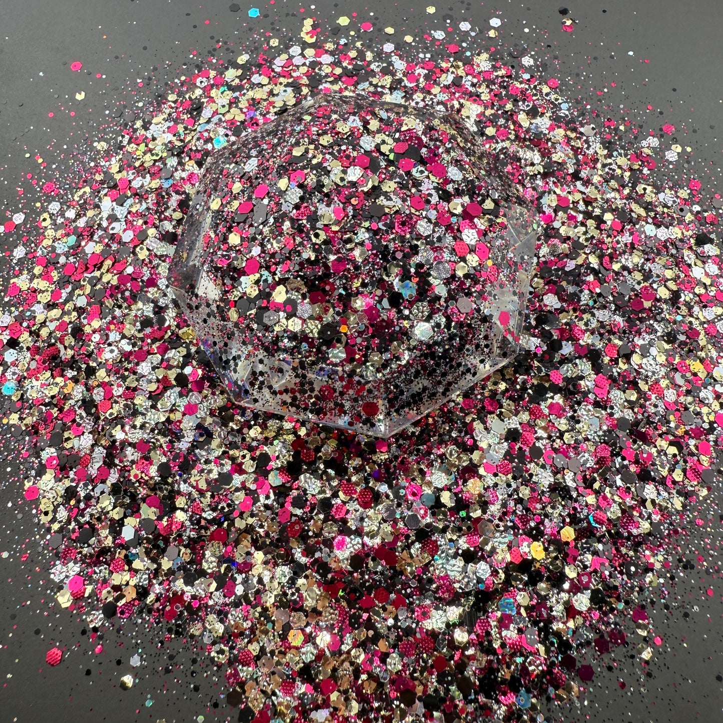 Midnight Kiss {NEW YEAR BOX SINGLE GLITTER}