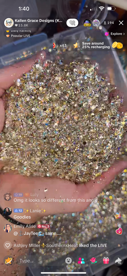 Ameretto Feels {VAULT GLITTER MIX 9/4}