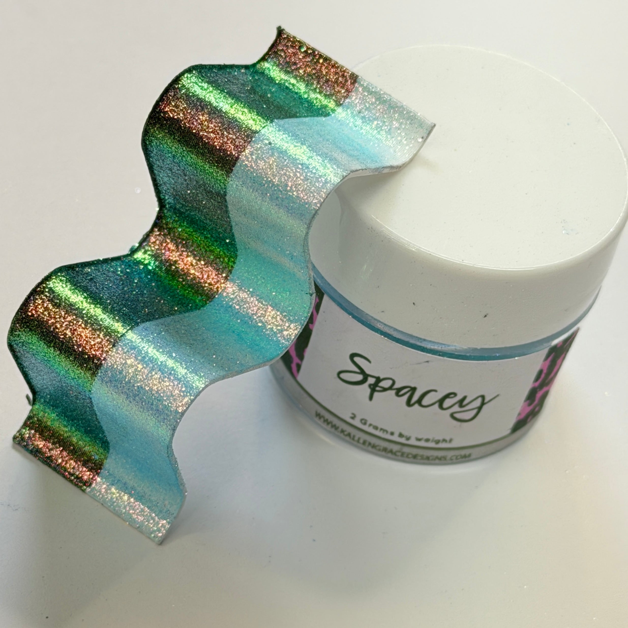 Spacey // Hypershift Pigment 2g