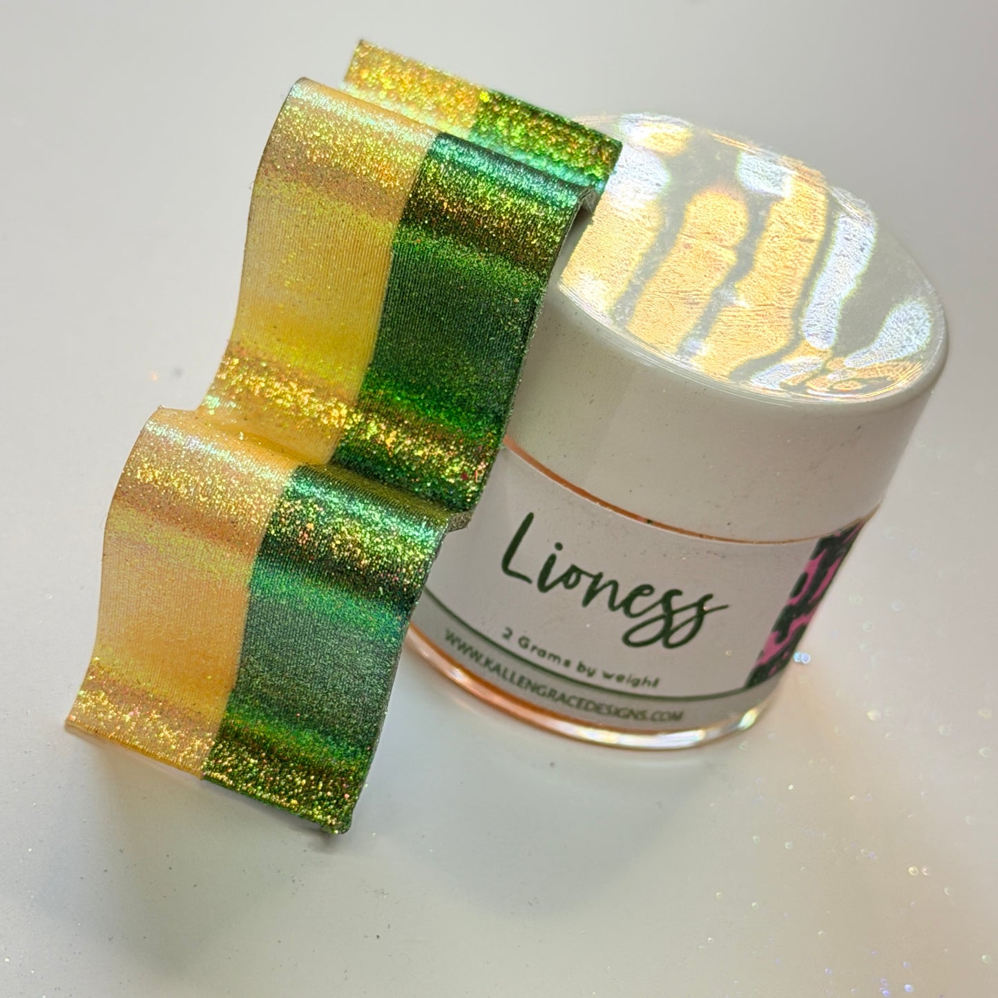 Lioness // Hypershift Pigment 2g