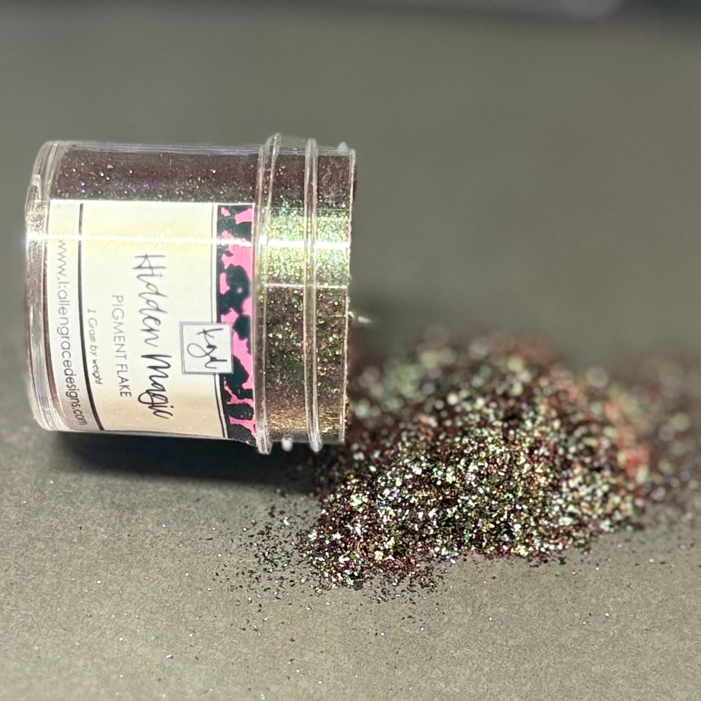Hidden Magic {Chameleon Flake}