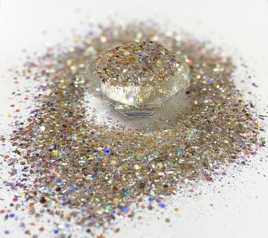 Ameretto Feels {VAULT GLITTER MIX 9/4}