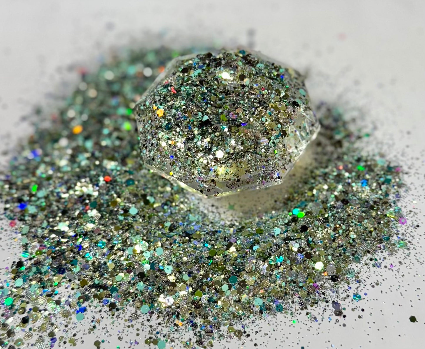 Glitta Plug {VAULT GLITTER MIX 10/3}