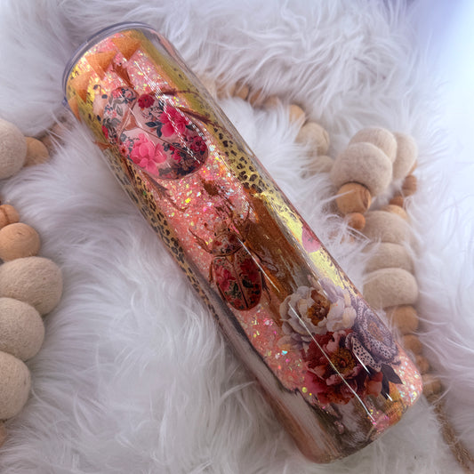 #16 Grace in her step • Throwdown Tumbler// 32 Plump